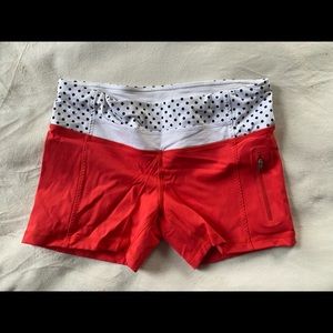 Lululemon shorts size 6